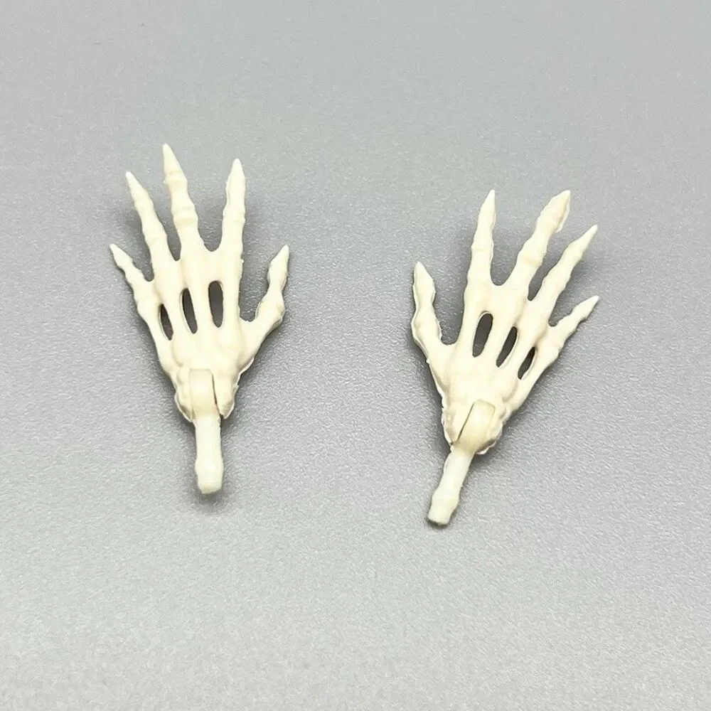 Monster High Skelita Calaveras G1 Signature Scaris Replacement Right & Left Hand